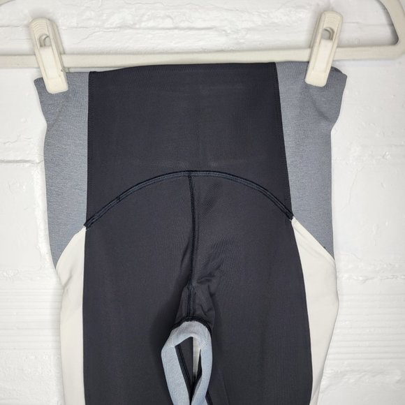 Athleta Women's XS Leggings Crest Colorblock Tight Black Gray White - Picture 2 of 8